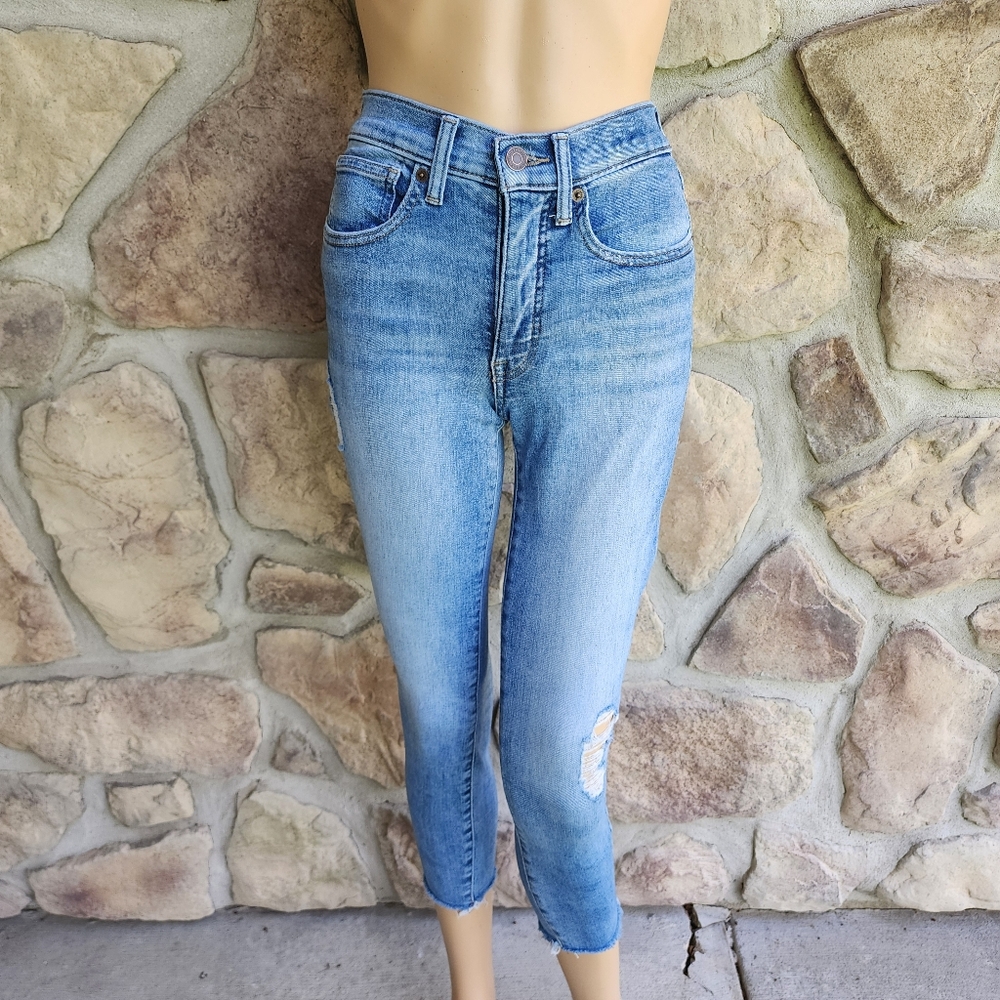 LUCKY BRAND | High-Rise Crop Bridgette Distressed Jeans